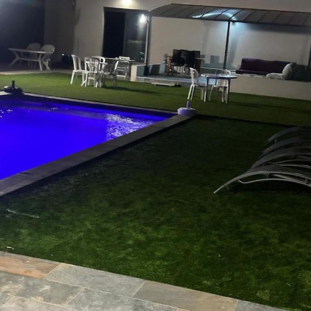 Grande Villa Avec Piscine Bompas  外观 照片