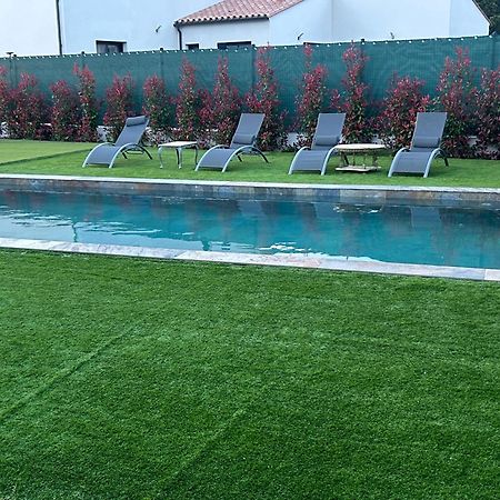 Grande Villa Avec Piscine Bompas  外观 照片