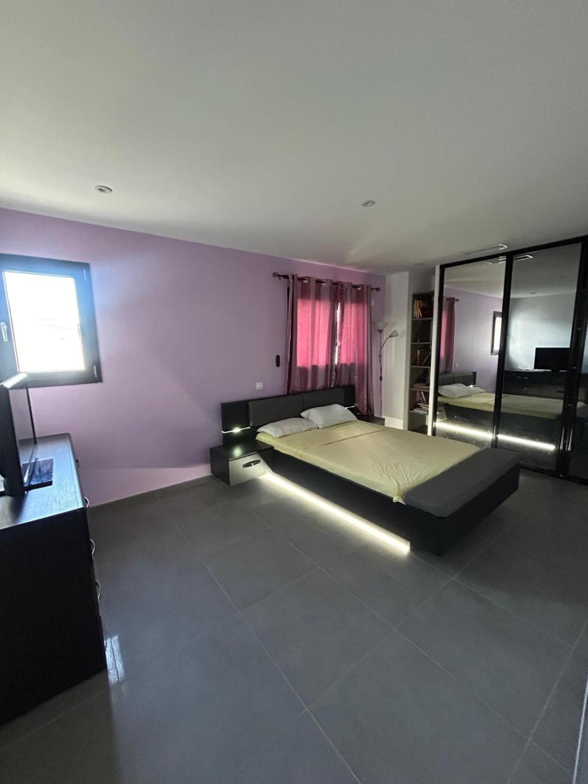 Grande Villa Avec Piscine Bompas  外观 照片