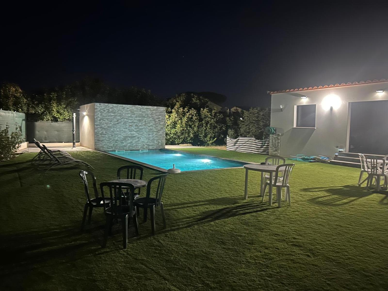 Grande Villa Avec Piscine Bompas  外观 照片